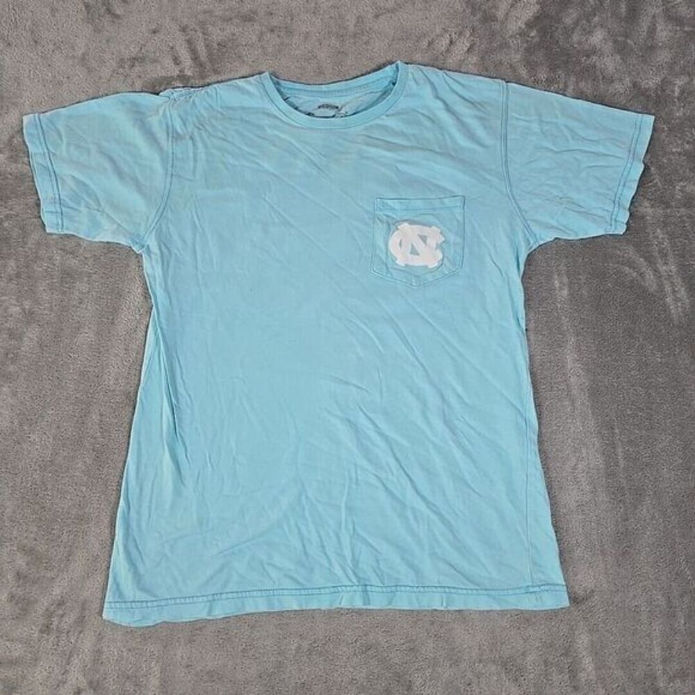 North Carolina Tare Heels Shirt Men Medium Blue Short Sleeve Pullover Sportswear